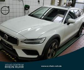 VOLVO V60 CROSS COUNTRY B4 AWD PLUS AHK+PANO+MET+