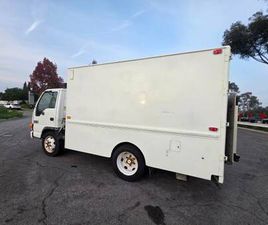 2001 GMC W4500 12'BOX TRUCK (5.7 V8 GAS)(LIFT GATE)(RUNS GREAT)(128K)