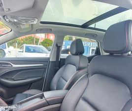 MG ZS MAXIMAL LUXURY