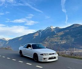 SKYLINE GT-R V-SPEC R33