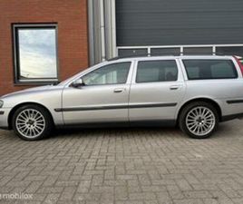 VOLVO V70 T5 VOLVO V70 2.3 T-5 250PK HANDGESCHAKELD - XENON - 17INCH — VOLVO — MARKTPLAATS