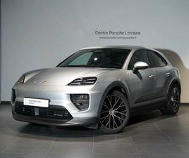 PORSCHE MACAN