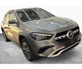 MERCEDES-BENZ GLA 180D AUTOMATIC SPORT PELLE NAVI