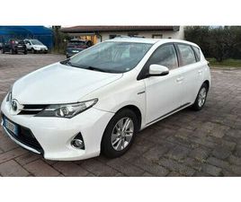 TOYOTA AURIS 1.8 HYBRID