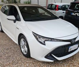 TOYOTA COROLLA TOURING SPORTS 1.8 HYBRID BUSINESS TECH