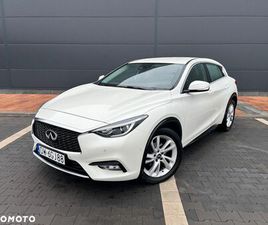 INFINITI Q30 1.6T PREMIUM 7DCT