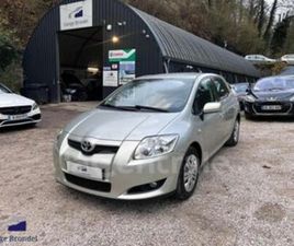 TOYOTA AURIS 124 VVT-I LINEA SOL BVA 5P