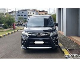 2020 TOYOTA VOXY 2.0 MPV HITAM KM 44 RIBUAN
