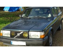 1991 VOLVO 240 BREAK VERT FONCÉ MANUEL, 5 VITESSES CONDUI...