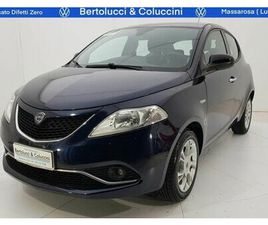 LANCIA YPSILON 1.2 69 CV 5 PORTE SILVER DEL 2016 USATA A MASSAROSA