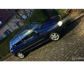 RENAULT CLIO - 1.8 RSI LONGCHAMP UNIEK