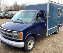 CHEVROLET EXPRESS VÉHICULE COMMERCIAL CHEVROLET 2002