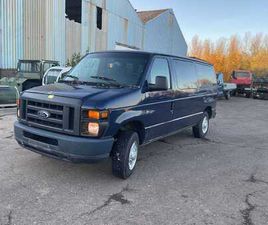 VÉHICULE UTILITAIRE FORD E-150 XL 2009