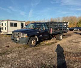 VÉHICULE COMMERCIAL FORD F-350 XL SUPER DUTY STAKE 2003