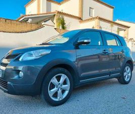 TOYOTA - URBAN CRUISER