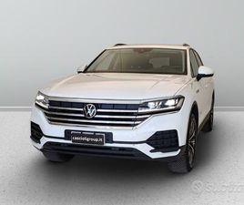 VOLKSWAGEN TOUAREG VOLKSWAGEN TOUAREG III - TOUAREG 3.0 V6 TDI U13097