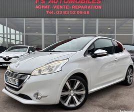 PEUGEOT 208 E-HDI 92CV XY / CLIMATISATION AUTOMATIQUE / GPS / TOIT PANORAMIQUE / 2014 / 154 511 KMS