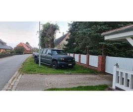 CHEVROLET SILVERADO 2500 HD V8 TÜV 11/26 P...