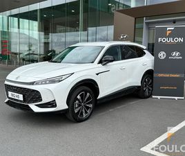 MG HS 1.5T HYBRID+ LUXURY