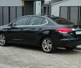 LOUNGE EXCLUSIVE 1.6 TURBO 4P AUT.