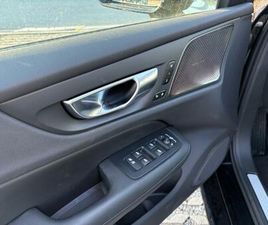 VOLVO V60 B4 PLUS DARK / ESSENCE