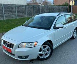 ② VOLVO V50 • 2011 • 195 000 KM • 1.6 DIESEL • PRÊTE À IMMAT — VOLVO — 2EMEMAIN