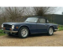 1974 TRIUMPH TR6 BLEU FONCÉ MANUEL, 4 VITESSES CONDUITE À...