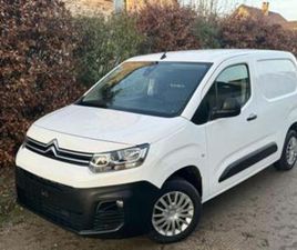 ② CITROËN BERLINGO 1.6HDI 2020 //125.000KM//CLIM//3 PLACES — CAMIONNETTES & UTILITAIRES — 2EMEMAIN