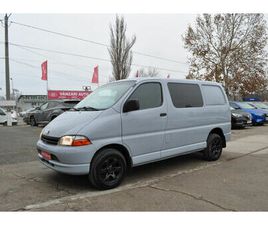 TOYOTA HIACE AN. 2000