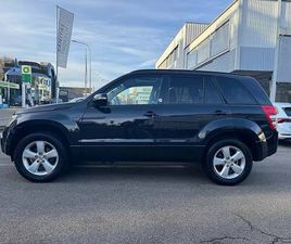 SUZUKI GRAND VITARA SUZUKI GRAND VITARA 2.4 AUTOMAT FRISCH MFK AHK 1700 KG 4X4 CANTON THURGOVIE - TUTTI.CH