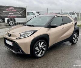 TOYOTA AYGO X PACK COLLECTION BA BOITE AUTO 7 000 KM / PREMIERE MAIN VVTI 12V CVT 72 CV