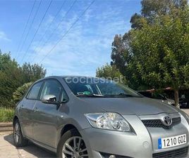 TOYOTA AURIS TOYOTA AURIS