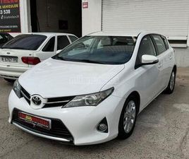 TOYOTA - AURIS 120D ADVANCE