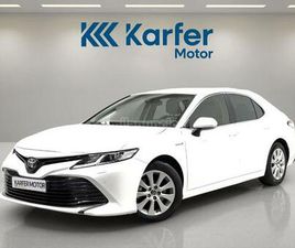 TOYOTA - CAMRY 2.5 220H BUSINESS