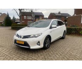 TOYOTA AURIS TOURING SPORTS - 1.8 HYBRID LEASE