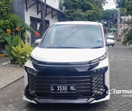 2022 TOYOTA VOXY 2.0 (PREMIUM COLOR) MPV