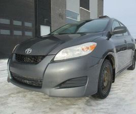 2010 TOYOTA MATRIX *MANUELLE, HATCHBACK, BAS KM, 2 SET DE ROUES *