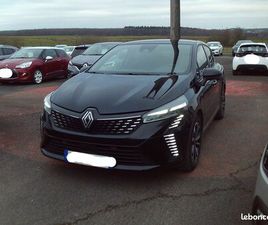 RENAULT CLIO V 1.6 E-TECH 145CH HYBRID TECHNO BOITE AUTO 5 PORTES