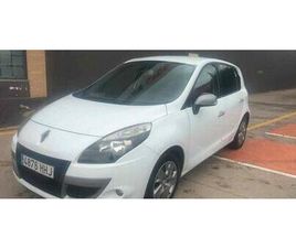 RENAULT - GRAND SCÉNIC