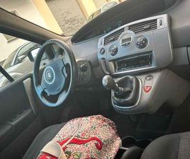 RENAULT - GRAND SCÉNIC