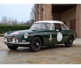1967 MG B ROADSTER - RUOTE DA SOGNO