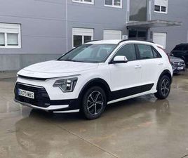 KIA-NIRO-HYBRID-DRIVE-16