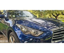 INFINITI QX70 3.7 AWD AUT. S DESIGN