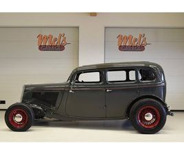 FORD MODEL 40 SEDAN DE LUXE 1934 V8 350 SNIPER INSPRUT TH700