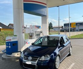VOLKSWAGEN GOLF R32