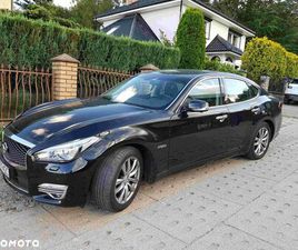 INFINITI Q70