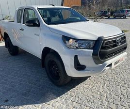 TOYOTA HILUX TOYOTA HILUX 2.4 D-4D 4WD CE CH JULHO/24