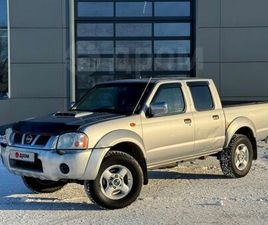 NISSAN NP300