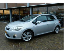 TOYOTA AURIS 1.8 FULL HYBRID EXECUTIVE