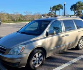 2007 HYUNDAI ENTOURAGE MINIVAN
